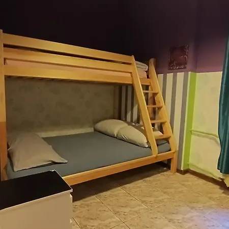 Hostel Jopi Centrum *