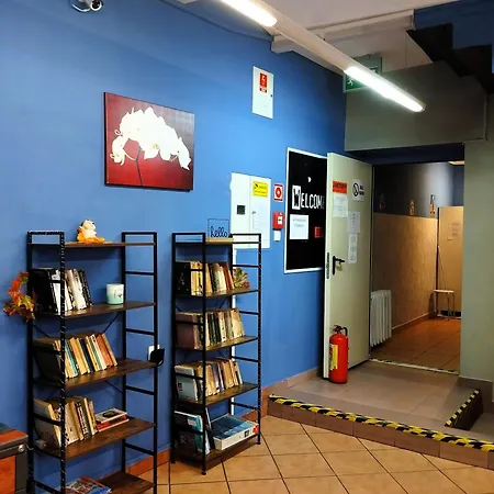 Jopi Centrum Hostel *