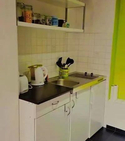 Hostel Jopi Centrum *